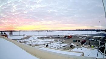 Weather camera view of North Putnam MS.