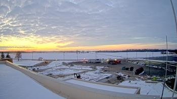 Weather camera view of North Putnam MS.