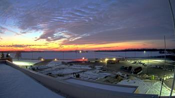 Weather camera view of North Putnam MS.