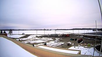 Weather camera view of North Putnam MS.