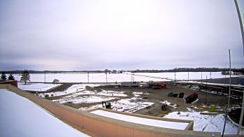 Weather camera view of North Putnam MS.