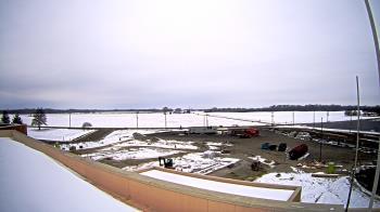 Weather camera view of North Putnam MS.