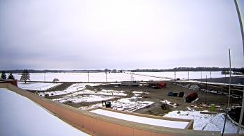 Weather camera view of North Putnam MS.