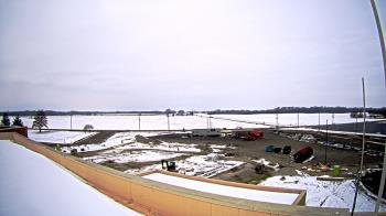 Weather camera view of North Putnam MS.