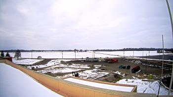 Weather camera view of North Putnam MS.