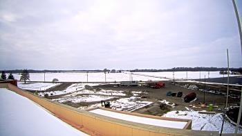 Weather camera view of North Putnam MS.