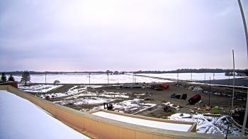 Weather camera view of North Putnam MS.