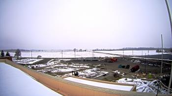 Weather camera view of North Putnam MS.