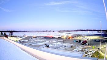 Weather camera view of North Putnam MS.