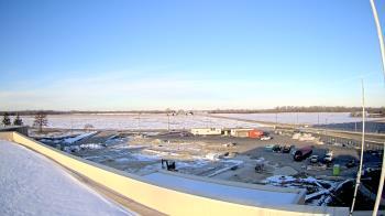 Weather camera view of North Putnam MS.