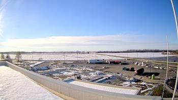 Weather camera view of North Putnam MS.