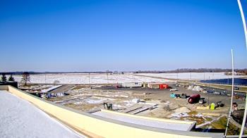 Weather camera view of North Putnam MS.