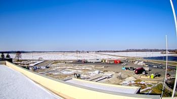 Weather camera view of North Putnam MS.