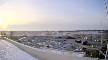 Weather camera view of North Putnam MS.