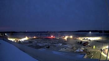 Weather camera view of North Putnam MS.