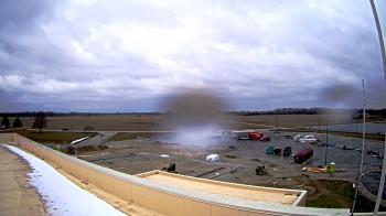 Weather camera view of North Putnam MS.