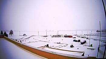 Weather camera view of North Putnam MS.