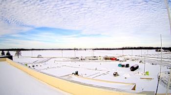 Weather camera view of North Putnam MS.