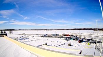 Weather camera view of North Putnam MS.