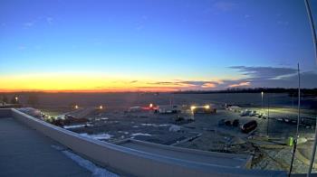 Weather camera view of North Putnam MS.