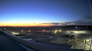 Weather camera view of North Putnam MS.