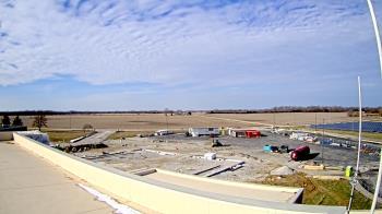 Weather camera view of North Putnam MS.