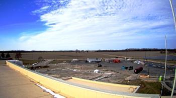 Weather camera view of North Putnam MS.