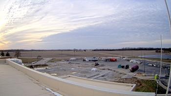 Weather camera view of North Putnam MS.