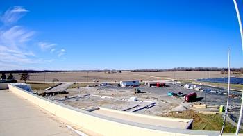 Weather camera view of North Putnam MS.