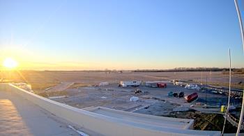 Weather camera view of North Putnam MS.