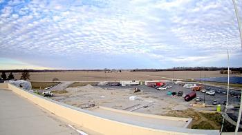 Weather camera view of North Putnam MS.