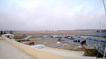 Weather camera view of North Putnam MS.