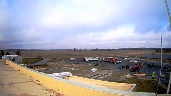 Weather camera view of North Putnam MS.