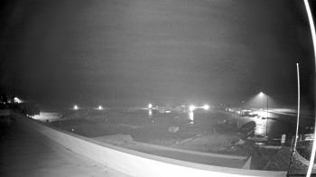 Weather camera view of North Putnam MS.