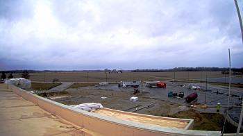 Weather camera view of North Putnam MS.