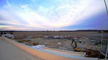 Weather camera view of North Putnam MS.