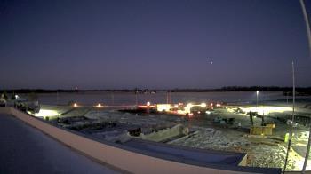 Weather camera view of North Putnam MS.