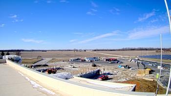 Weather camera view of North Putnam MS.