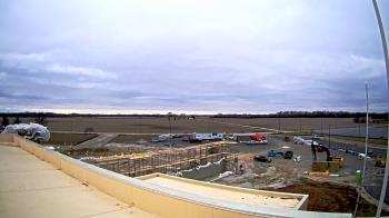 Weather camera view of North Putnam MS.