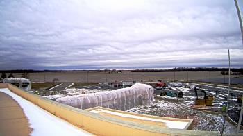 Weather camera view of North Putnam MS.