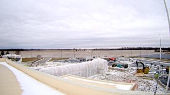 Weather camera view of North Putnam MS.