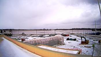 Weather camera view of North Putnam MS.