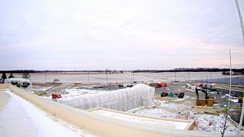 Weather camera view of North Putnam MS.