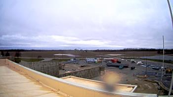 Weather camera view of North Putnam MS.