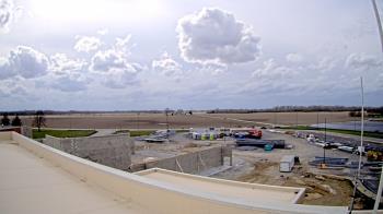 Weather camera view of North Putnam MS.