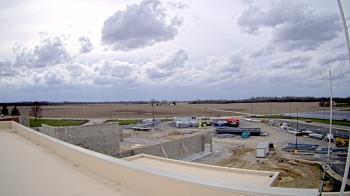 Weather camera view of North Putnam MS.