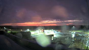 Weather camera view of North Putnam MS.