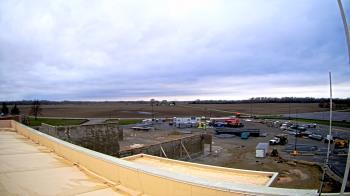 Weather camera view of North Putnam MS.