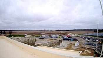 Weather camera view of North Putnam MS.