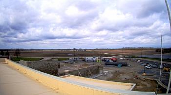 Weather camera view of North Putnam MS.